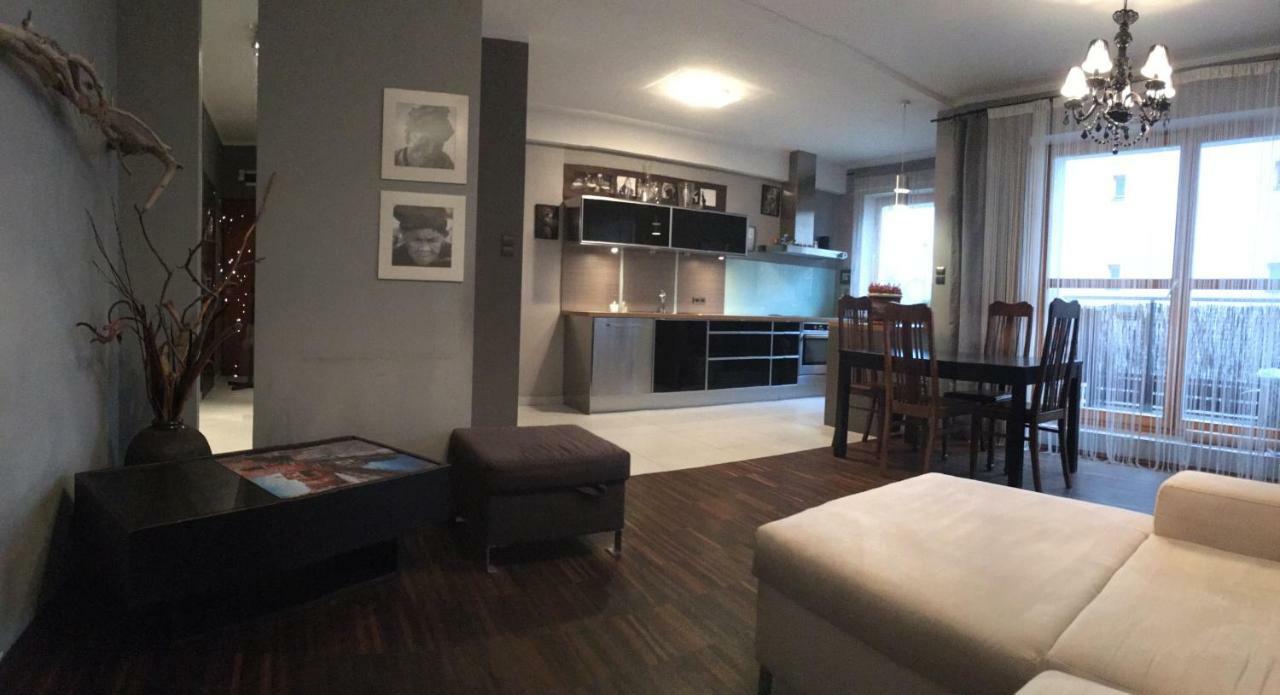 Chelmska 9, Next To Olinek Apartman Varsó Kültér fotó