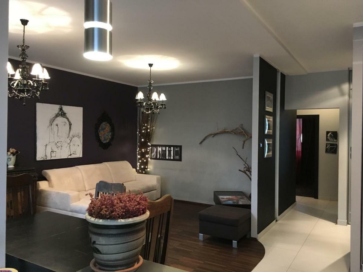 Chelmska 9, Next To Olinek Apartman Varsó Kültér fotó