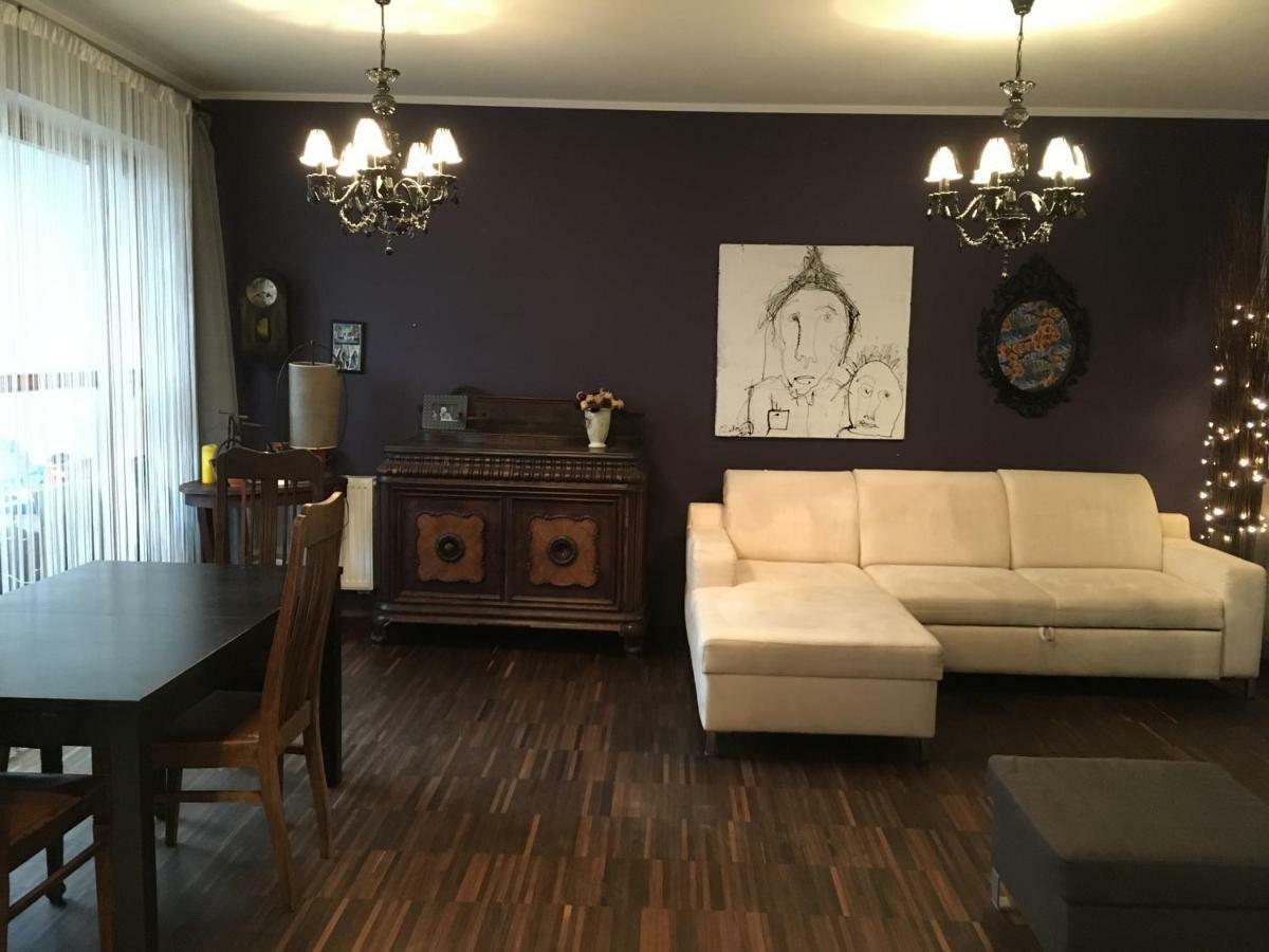 Chelmska 9, Next To Olinek Apartman Varsó Kültér fotó