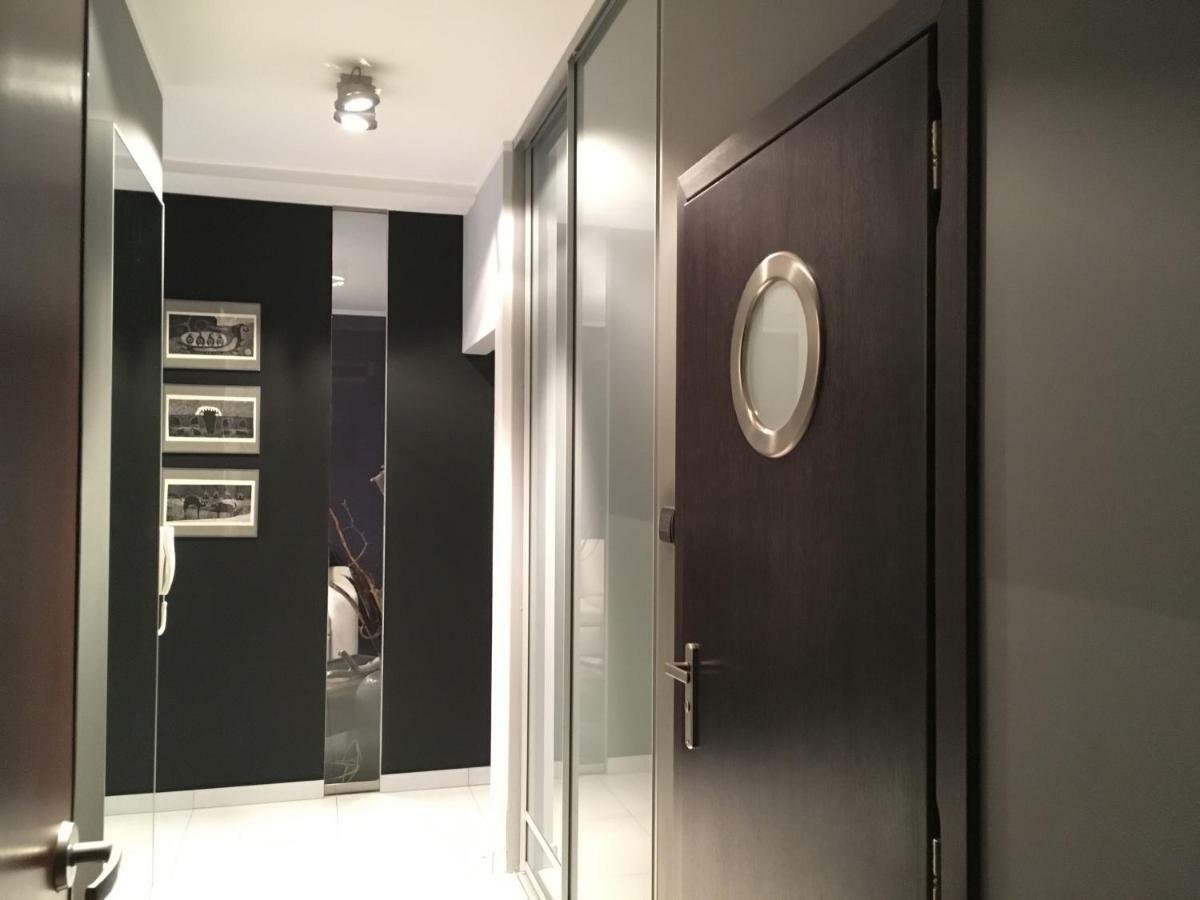 Chelmska 9, Next To Olinek Apartman Varsó Kültér fotó